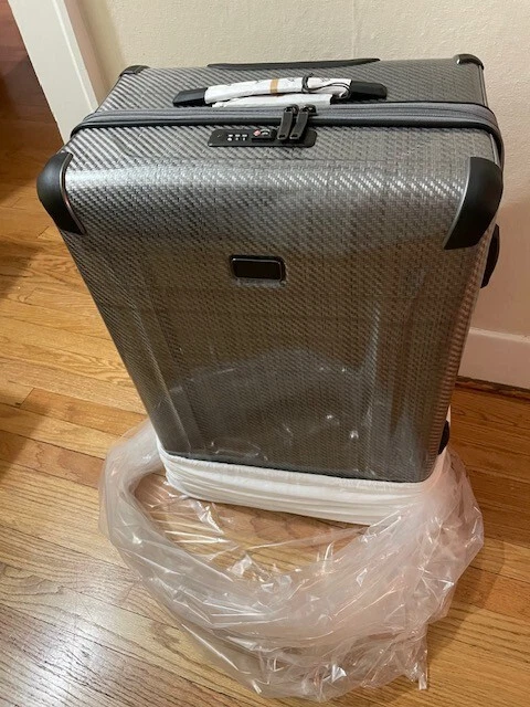 *NEW* Tumi Tegra-Lite Short Trip Expendable 4 Wheeled Packing Suitcase