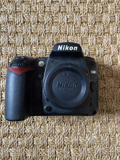 Nikon D90 nu (En l'état)