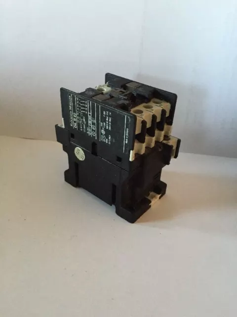 Klockner Moeller Dil R 40 4No 4Pole Contactor Relay 240V Coil Jdil00