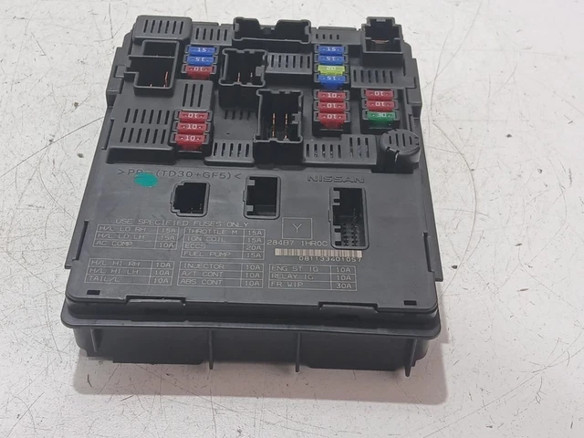 Boîtier à Fusibles Nissan Micra K12 – 1.4 16V (CR14DE) – 2005 – Réf: 24382BC41A
