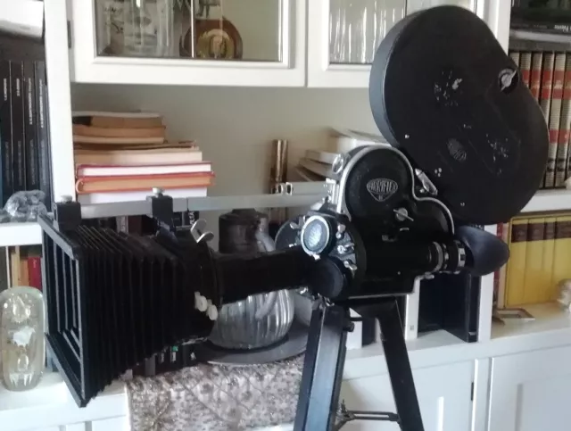 Arriflex 16 Arri cinepresa macchina da presa film pellicola 16mm FUNZIONANTE