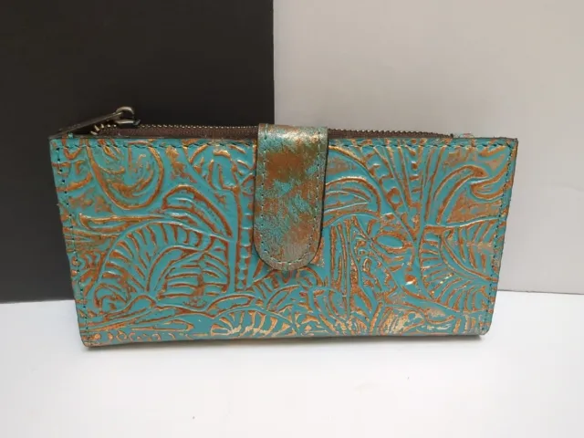 Patricia Nash BiFold Wallet  7 × 3 Nazari Turquoise & Bronze Embossed Leather