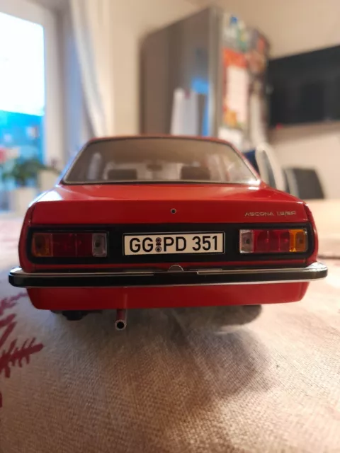 Sunstar 1:18 Opel Ascona B SR rot Ovp