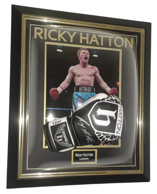 Framed Boxing Legend Ricky Hatton Signed Glove Autographed Display  AFTAL