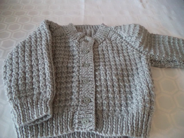 Cardigan bambino lavorati a mano 2