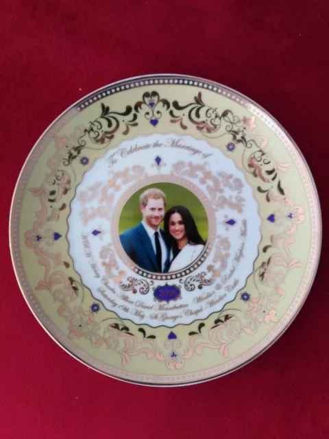 Porzellanteller aus London Prinz Harry u. Meghan Markle Verlobung