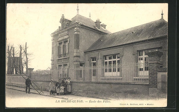 CPA La Roche-Guyon, School of Girls, Girls' School 1915