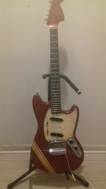 Guitare Fender Mustang Competition headstock 1969 case d origine bon etat ++