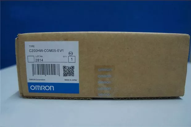 ONE New in box OMRON C200HW-COM05-EV1