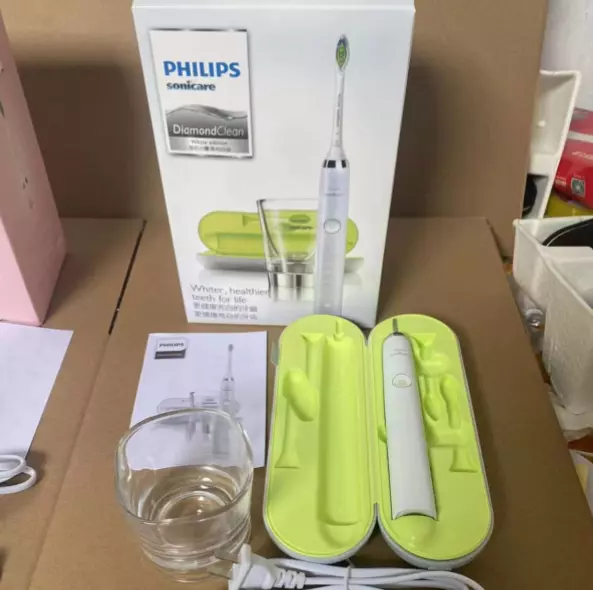 Philips Sonicare DiamondClean Electric Toothbrush HX9340 w/ Travel Case White 3