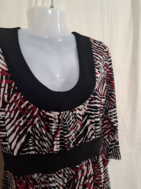 Ripe Maternity top red black white stretchy medium M soft round neckline 2