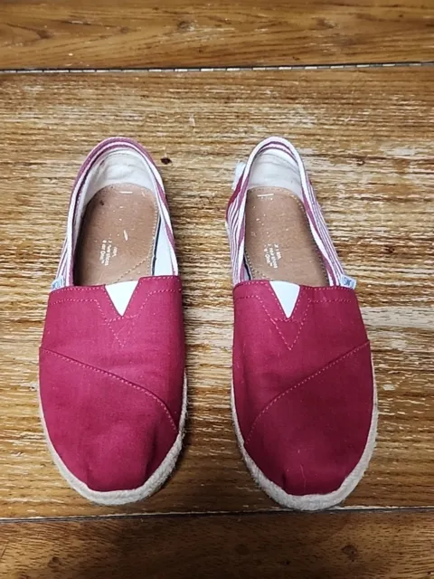 Tom’s Alpargata Red/White Striped Slip On Shoes Women’s Size 7