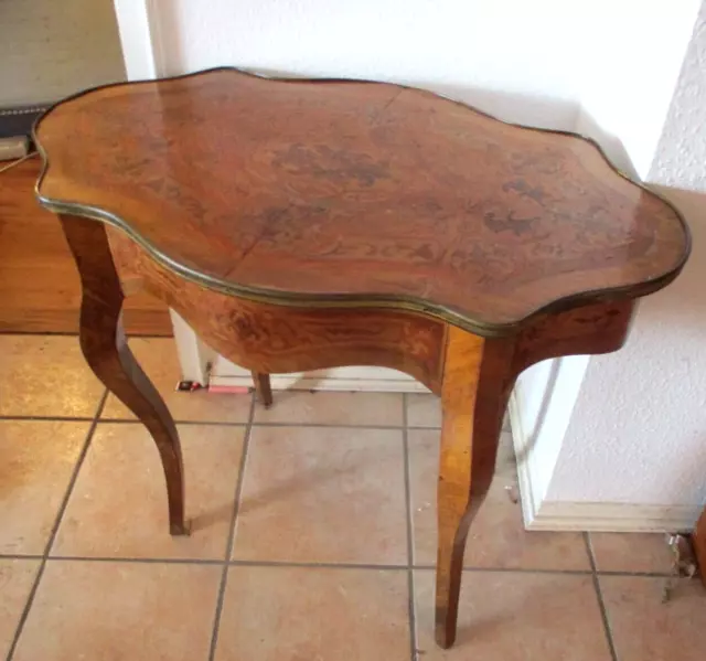 Beautiful Antique French Table IN Louis XV Style, Elaborate Inlaid