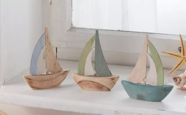 3 Mini Segelboote aus Holz, Deko Figur maritim Segel Schiff Boot Segler