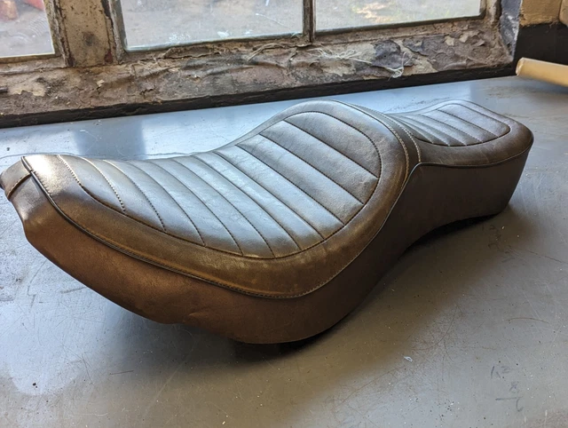 OEM 1977-79 AMF Harley Shovelhead Superglide Brown Seat FXE FX FXS Super Glide OEM 1977-79 AMF Harley Shovelhead Superglide Brown Seat FXE FX FXS Super Glide