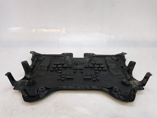 Protection / Cache /Carenage sous moteur MERCEDES CLASSE C 3 PH.1 44306480