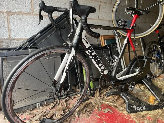 Carbon bike 2025 on turbo trainer