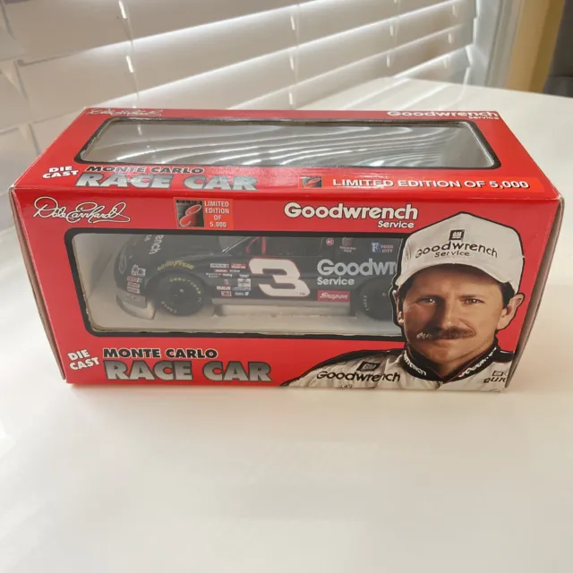 NASCAR Brookfield C.G. 1995 Dale Earnhardt #3 GM Goodwrench 1/24 Diecast Car