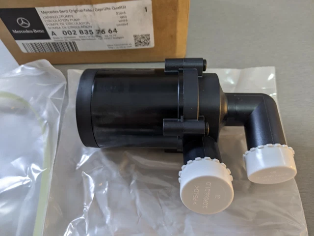 GENUINE MERCEDES CIRCULATION PUMP Truck Actros Antos A0028357664 £110. ...