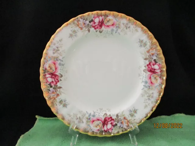 Royal Albert. Autumn Roses. Salad or Entree Plate. (21cm). Made In England.