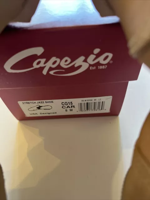 Capezio Slip-on Split-sole Jazz Shoe CG15 Carmel sz 8M 3