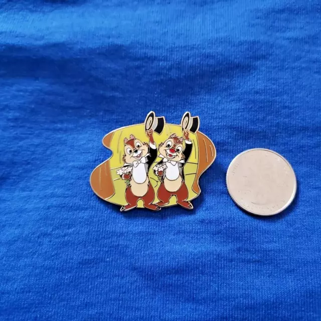 Disney Chip And Dale 80th Anniversary Top Hat Holding Flowers LE2200