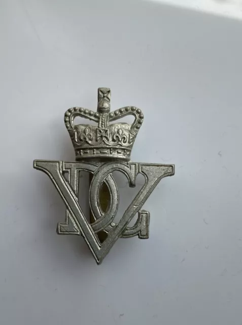 5th Royal Inniskilling Dragoon Guards White Metal Cap Badge