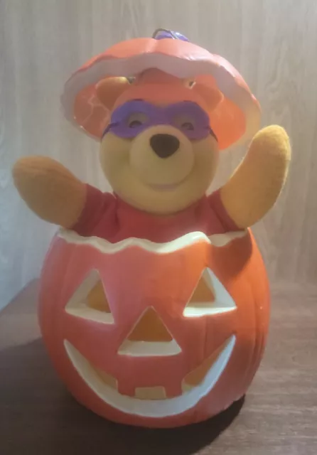 Winnie The Pooh Animated Halloween Display Figure Vintage 90s Disney Decoration