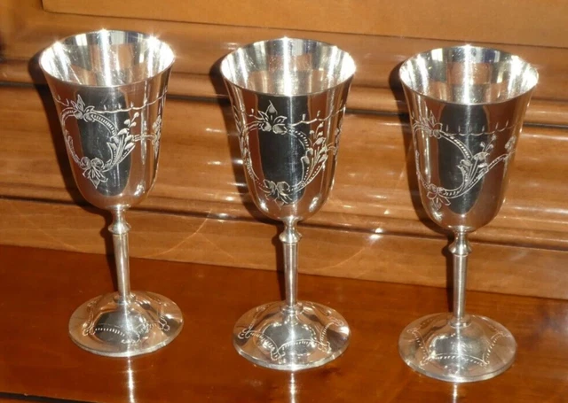 Paire De Coupes à Champagne En Métal Things Remembered - Style Classique - Argentées