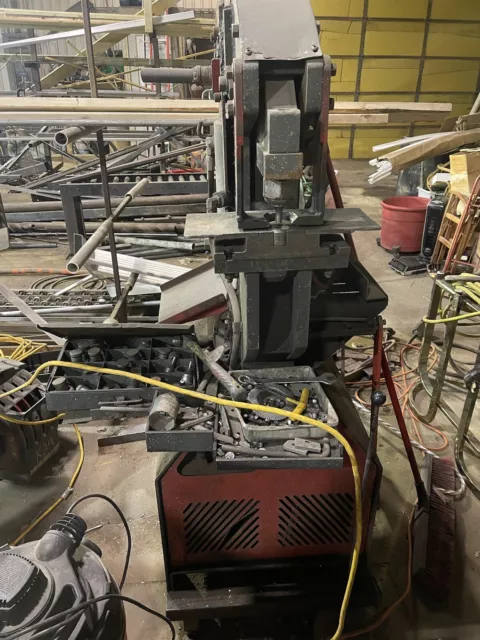 Edwards 40 Ton 1 ph Ironworker