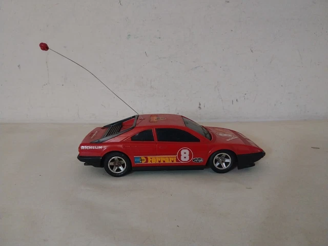 RC Drift Car 1:24 4WD Con Luci LED – Auto Radiocomandata 30 Km/h, Frequenza 2.4 GHz, Pneumatici Di Ricambio, Per Bambini E Adulti (Gialla)
