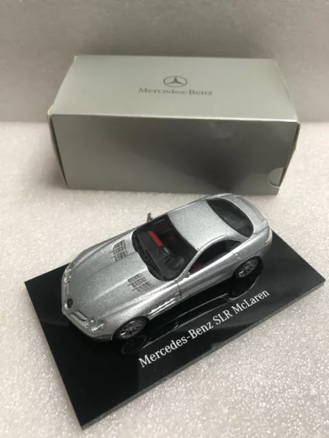 MINICHAMPS Mercedes-Benz SLR McLaren Argent Défaut 1/43 Voiture Miniature
