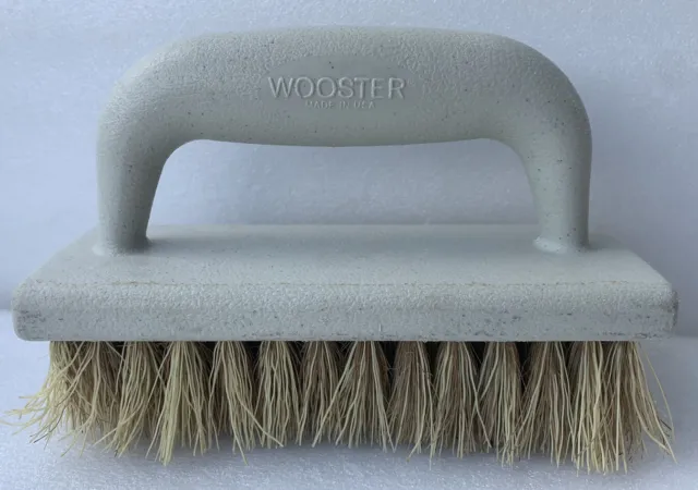 Wooster Scrub Brush 7” Long