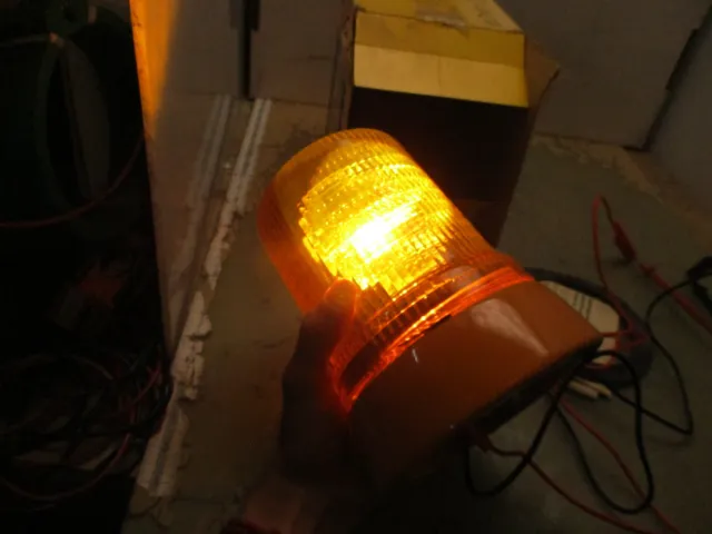 Hella T.P.F.S L32 2RL 003 130-14 Rotating Beacon Amber Warning Light [4*G-4.75]