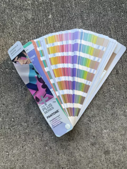 Pantone Formula Guide Solid Uncoated Plus Series GP1601N Bodypainting Project +