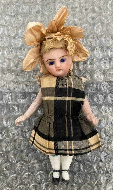 PETITE POUPEE MIGNONNETTE de 8 cm PIERROT EUR 45,00 - FR PETITE POUPEE MIGNONNETTE de 8 cm PIERROT EUR 45,00 - FR