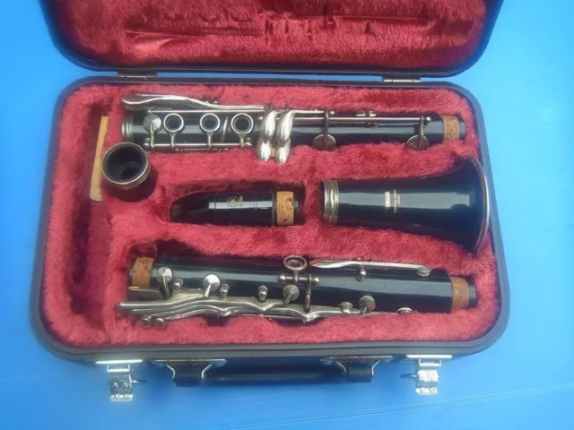 Clarinete Yamaha YCL-27 Bb