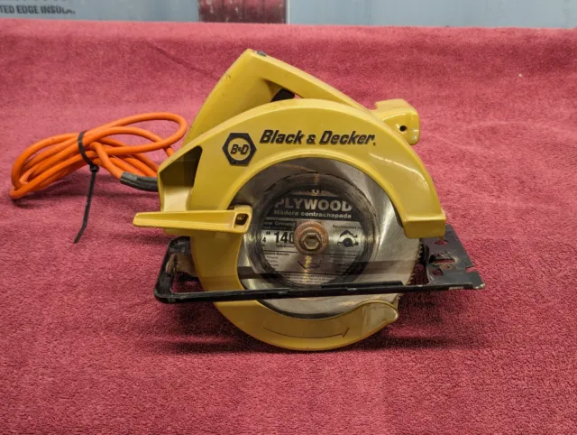 BLACK+DECKER CA - @joyandasher found his father's old BLACK+DECKER® circular  saw. Looking as good as it works. What's the oldest tool in your  collection? Show us using #BLACKANDDECKER.