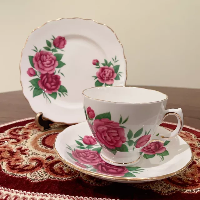 VTG Royal Vale Red Peony Flower Teacup Saucer Plate Trio Exc Condition Beautiful