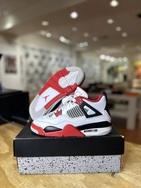 Jordan 4 Retro OG Fire Red | Size 4Y