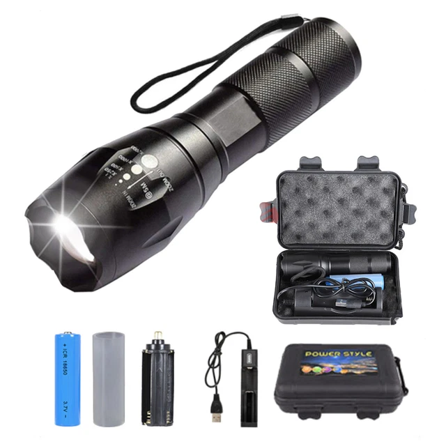 Alonefire X32 Torcia LED 4 Colori: Bianco, Rosso, Verde, Blu – Ricaricabile Con Zoom E Batteria Inclusa