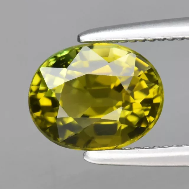 1.37ct 7.2x5.7mm VVS Oval Natural Unheated Yellowish Green Tourmaline, Gemstone