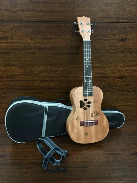 "Panda" UK23 All-Mahogany Concert Ukulele + Free Padded Bag, Hook Strap, Pick