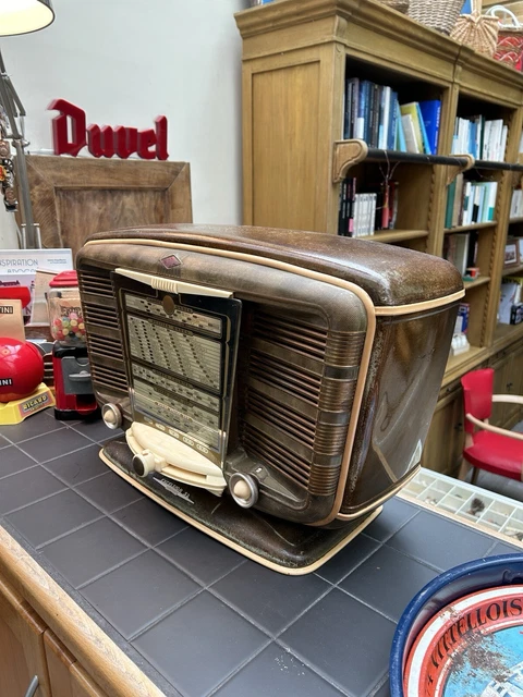 Radio TSF ( Id. SNR, Radialva..)+ Réveil, 1950's, Bakélite