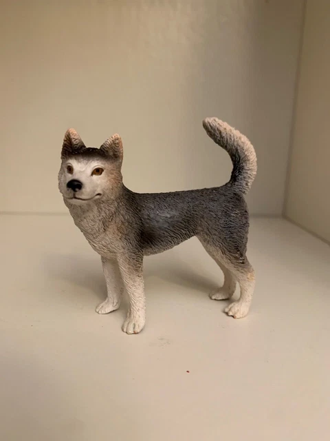SCHLEICH HUSKY FEMALE 16372 DOG Siberian Figure Retired RARE Dollhouse Miniature