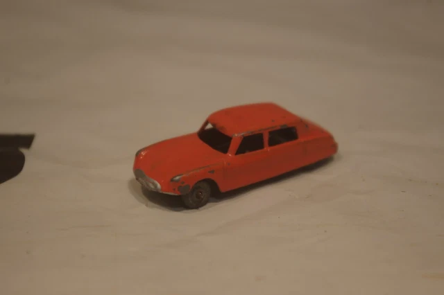 Citroen DS 19 micro Norev 1/86 N.Boite couleur rare - Collection