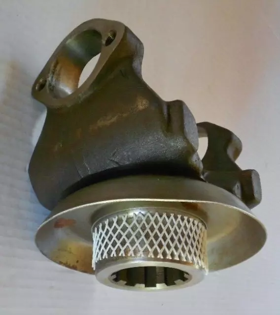 NOS 1700 / 1710 Series END YOKE & Flinger   Spicer # 6-4-7001X