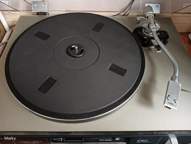 Cec 8200 Direct Drive Turntable. Made In Japan.  Record Player. 33/45Pm. E.c