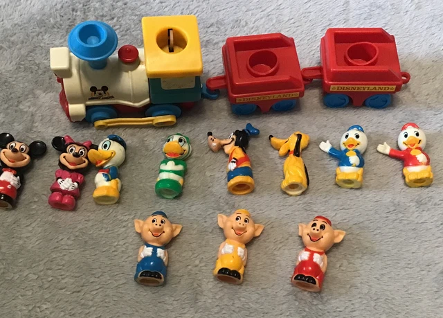 Disneyland Playmates Toy Train 11 Disney Characters  Mickey Mouse Disney
