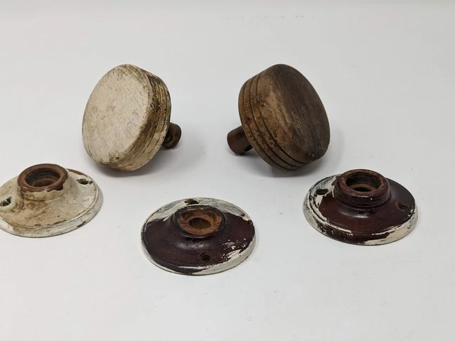 Antique Vintage Victorian ART DECO Grooved Wooden Door Knobs (Lot of 2)